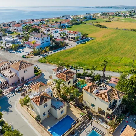 Lynn Chill Out Seaview