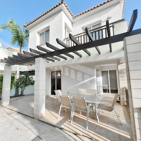 Lynn Chill Out Seaview * 아이아 나파