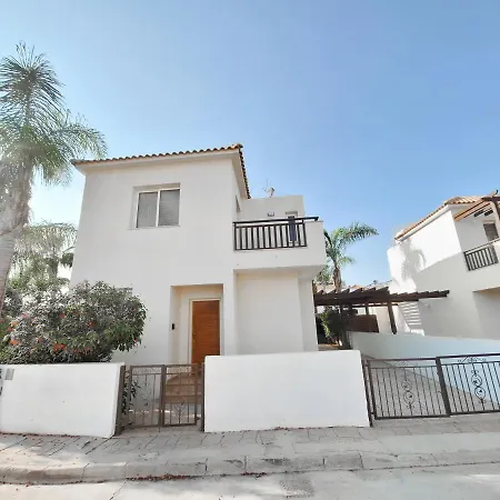 Lynn Chill Out Seaview איה נאפה