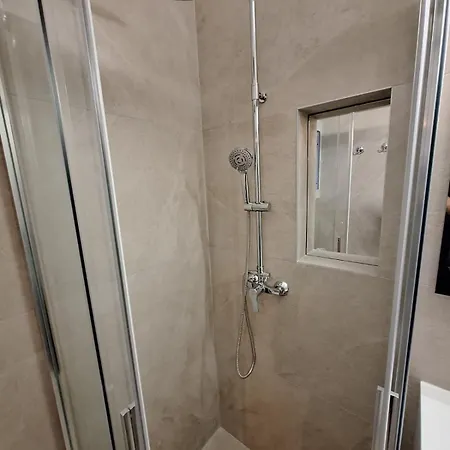 Lynn Chill Out Seaview 빌라 *