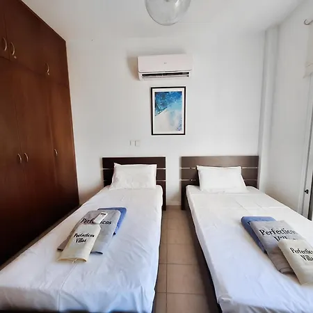 Lynn Chill Out Seaview 아이아 나파