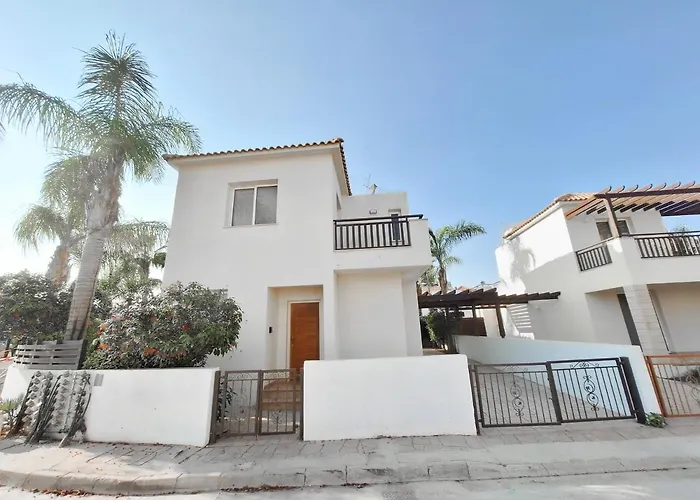 Lynn Chill Out Seaview Αγία Νάπα