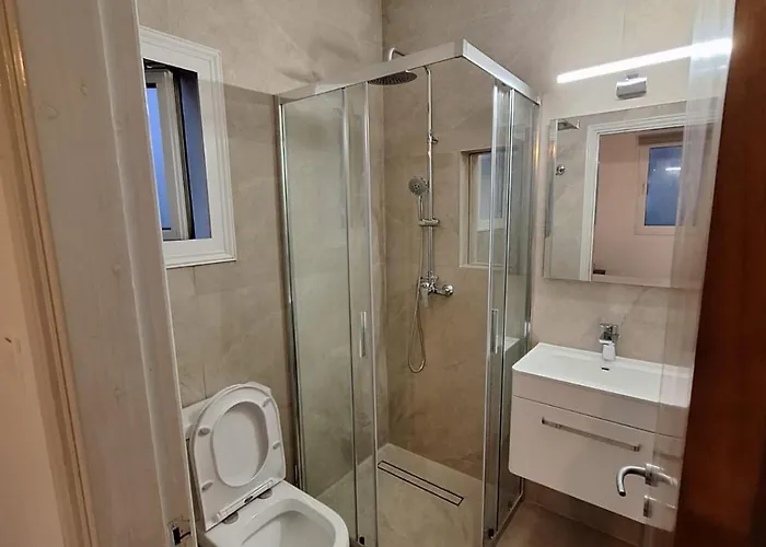 Lynn Chill Out Seaview Αγία Νάπα